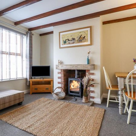 The Cottage 16 Northside Patrington エクステリア 写真